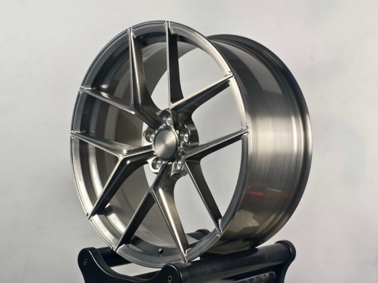 DOT-certified forged wheel factory; compatible with 3 Series, A4, Accord, Golf, Camry, Altima, Lynk & Co, and more.